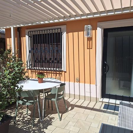 Bilocale Con Giardino A 200Mt Dal Mare - Homeunity Rimini Bagian luar foto