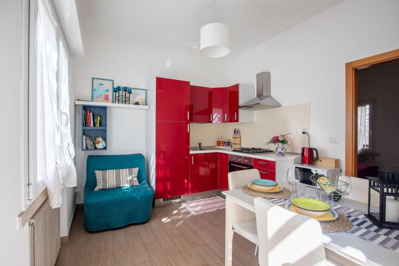 Bilocale Con Giardino A 200Mt Dal Mare - Homeunity Rimini Bagian luar foto