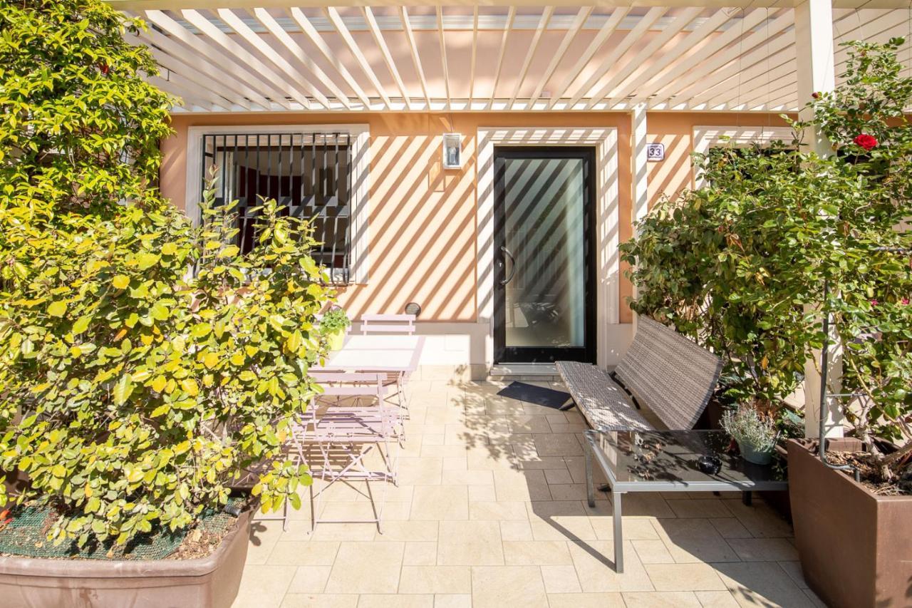 Bilocale Con Giardino A 200Mt Dal Mare - Homeunity Rimini Bagian luar foto