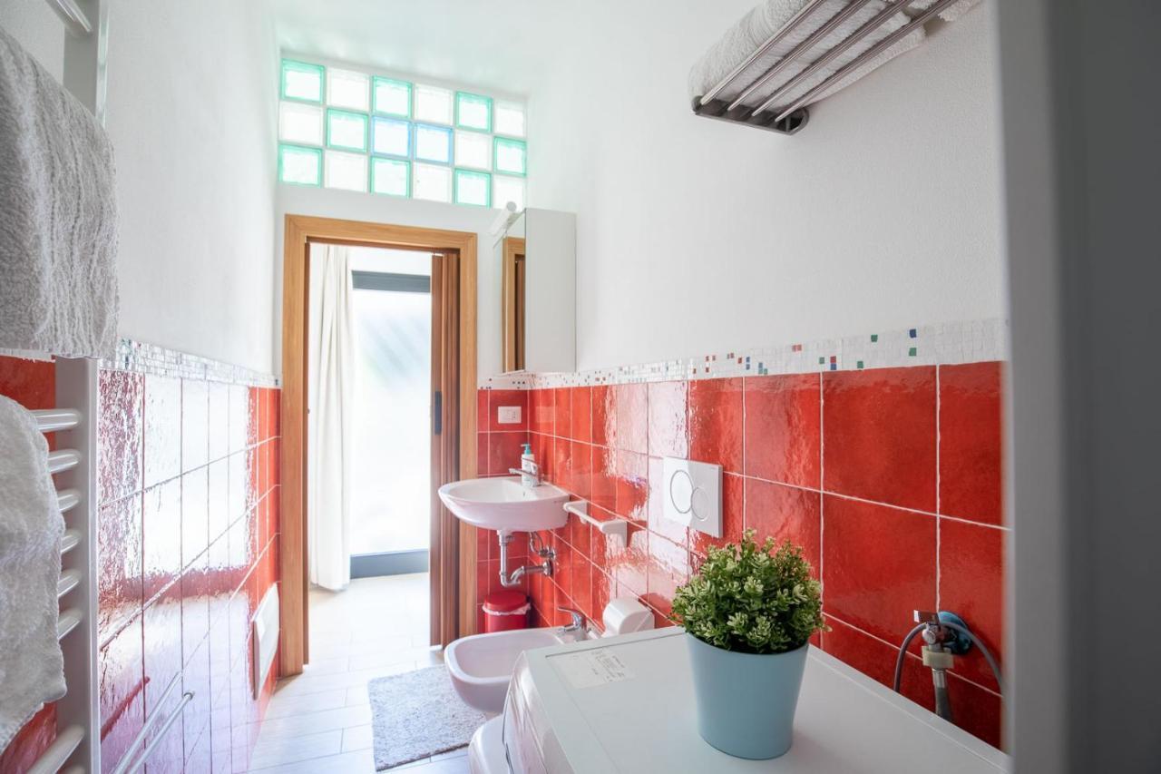Bilocale Con Giardino A 200Mt Dal Mare - Homeunity Rimini Bagian luar foto