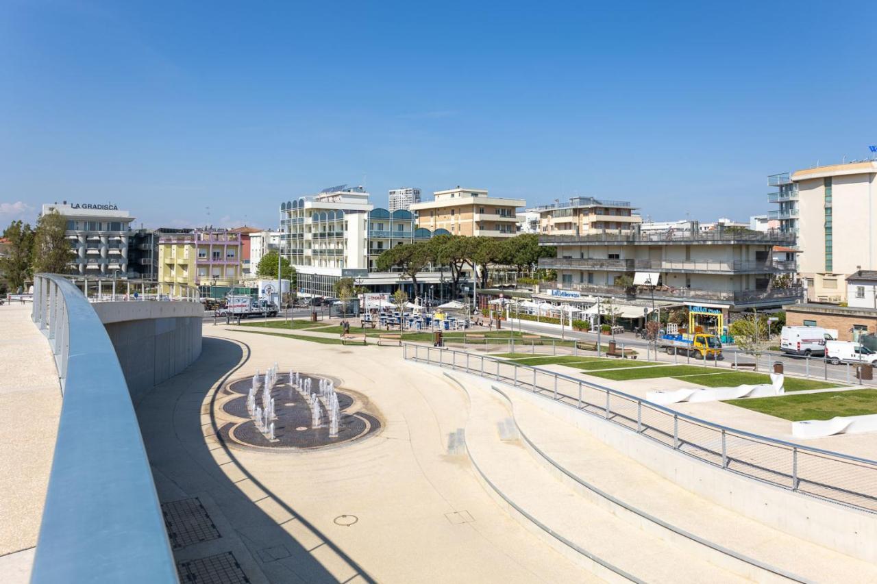 Bilocale Con Giardino A 200Mt Dal Mare - Homeunity Rimini Bagian luar foto